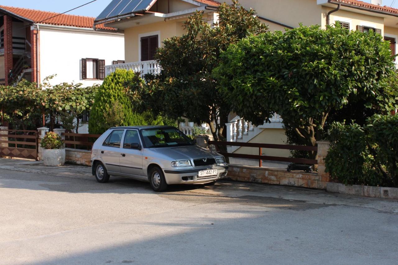 Apartment With A Parking Space - 6959 Umag